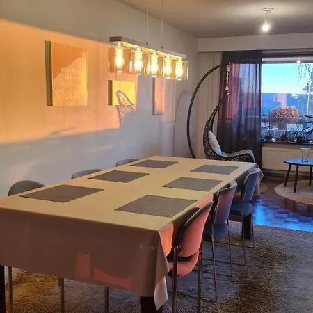 3-bedroom View And Near Center With Sauna Апартаменты
