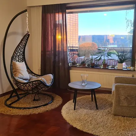 3-bedroom View And Near Center With Sauna *