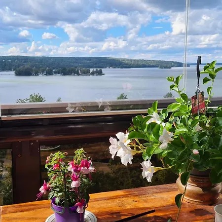 3-bedroom View And Near Center With Sauna *